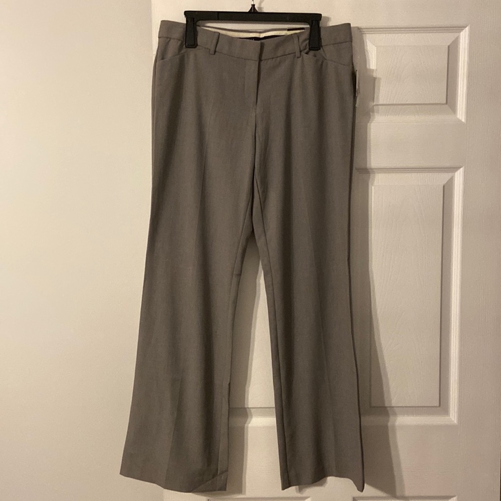 Fiona Universal Fit  Low Rise Straight Leg Women Pants size 10 brand new